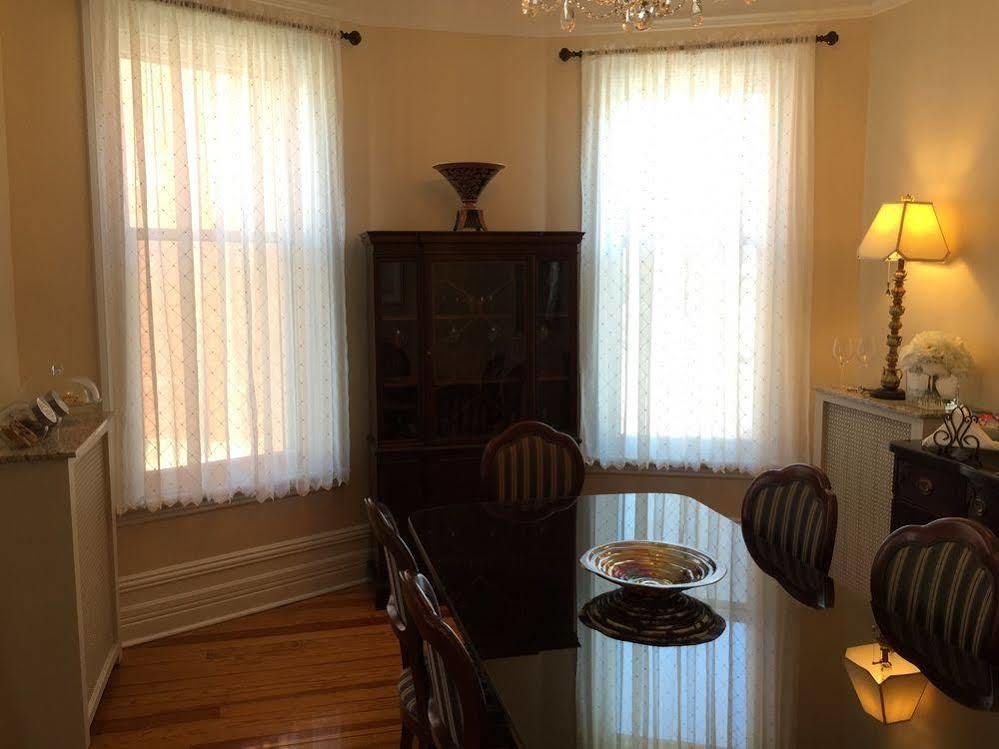 The Century House Bed And Breakfast Ottawa Eksteriør bilde